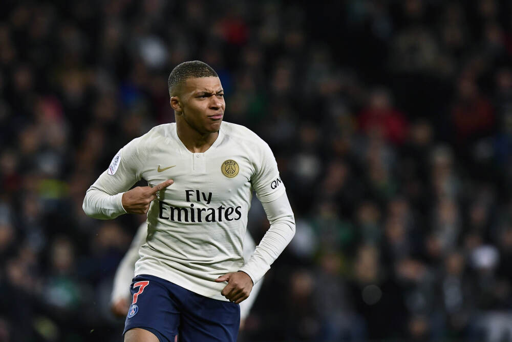 乌克兰袭击普京官邸 外交部表态